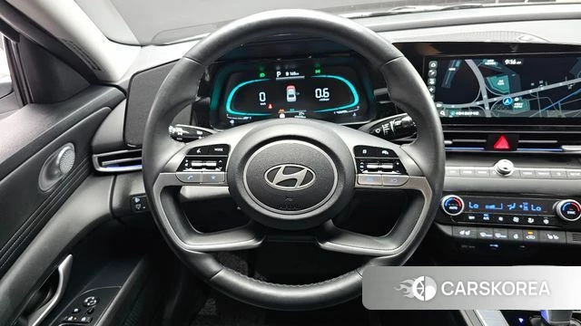 Hyundai The New Avante (CN7) 2024 Белый из Кореи, фото 3