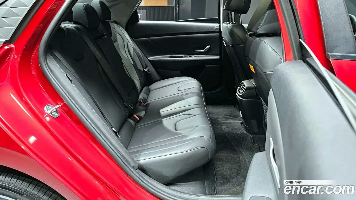 Hyundai The New Avante Hybrid (CN7) 2023 Красный из Кореи, фото 3