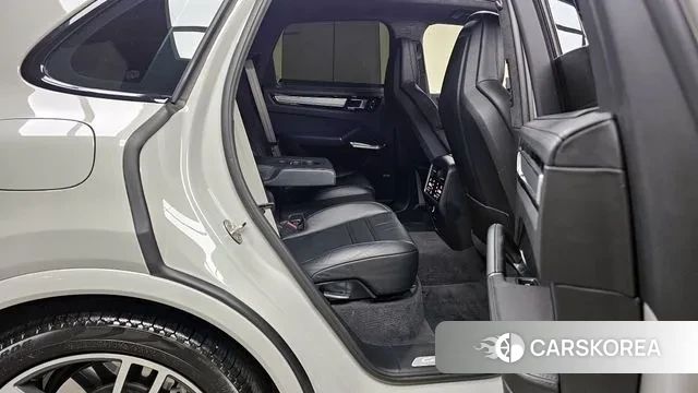 Porsche Cayenne (PO536) 2020 Серебристо-серый из Кореи, фото 3