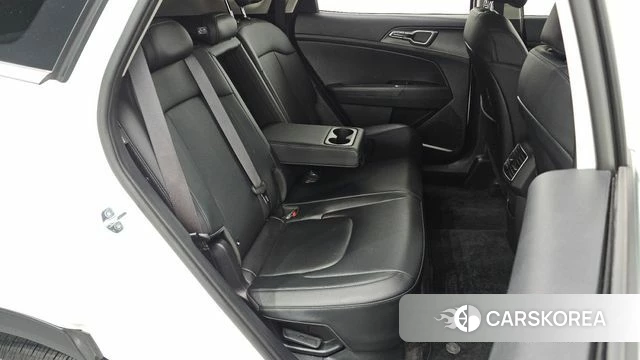 Kia The New Sportage 5th Generation Hybrid 2025 Белый из Кореи, фото 3
