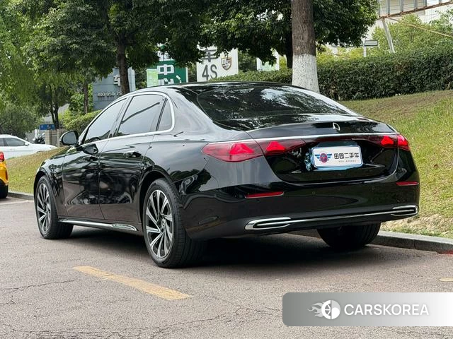 Mercedes-Benz E-class 2024 Черный из Китая, фото 3