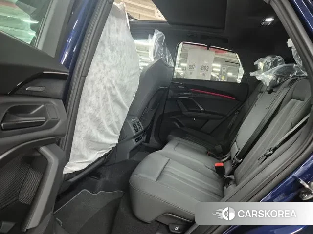 Audi Q5 (80A) 2025 Синий из Кореи, фото 3