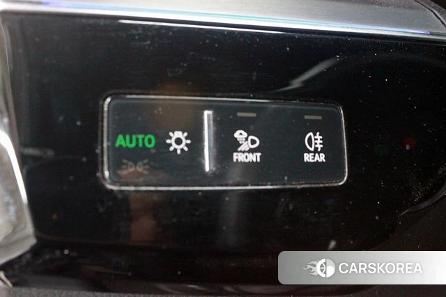 Audi e-Tron 2022 Черный из Кореи, фото 3