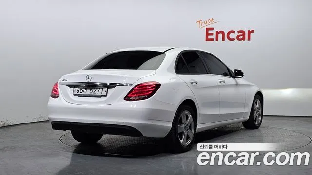 Mercedes-Benz C-Class W205 2018 Белый из Кореи, фото 3