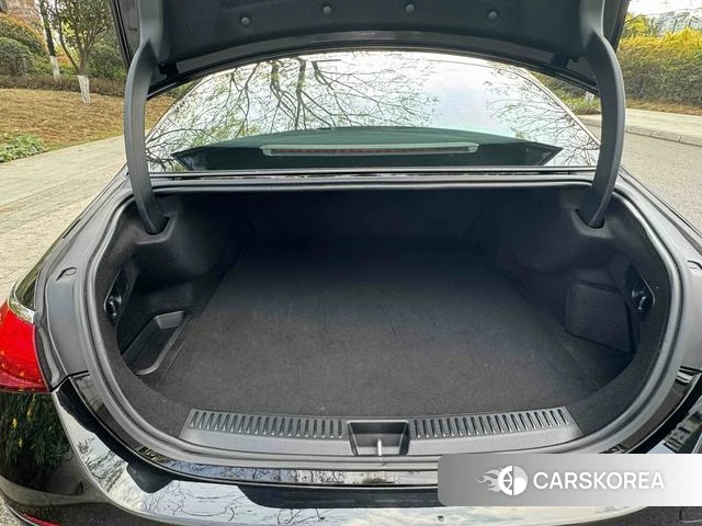 Mercedes-Benz E-class PHEV 2024 Черный из Китая, фото 3