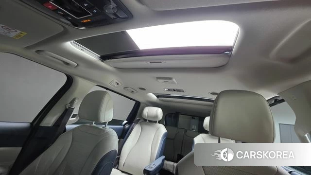Kia The New Carnival 4th Generation 2024 Серебристо-серый из Кореи, фото 3