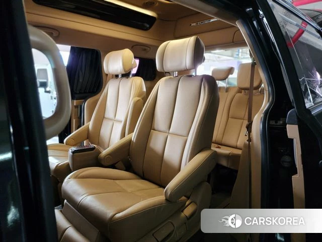 Kia The New Carnival 2020 Черный из Кореи, фото 3
