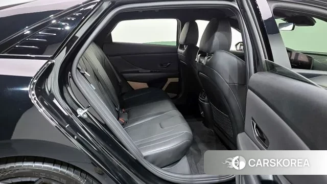 Hyundai The New Avante (CN7) 2023 Черный из Кореи, фото 3