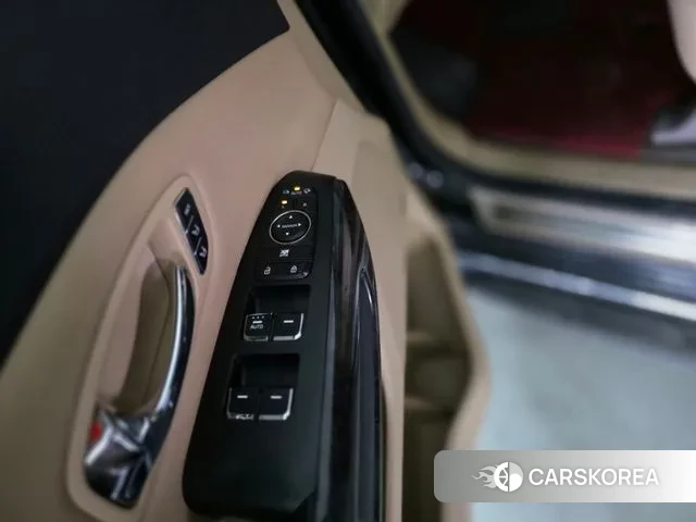 Kia The New Carnival 2019 Черный из Кореи, фото 3