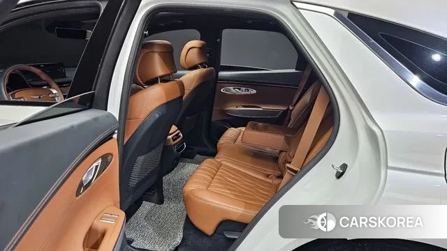 Genesis GV70 2023 Белый из Кореи, фото 3