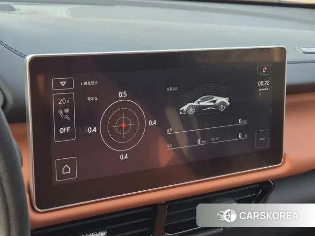 Lotus Emira 2024 Песочный из Кореи, фото 3