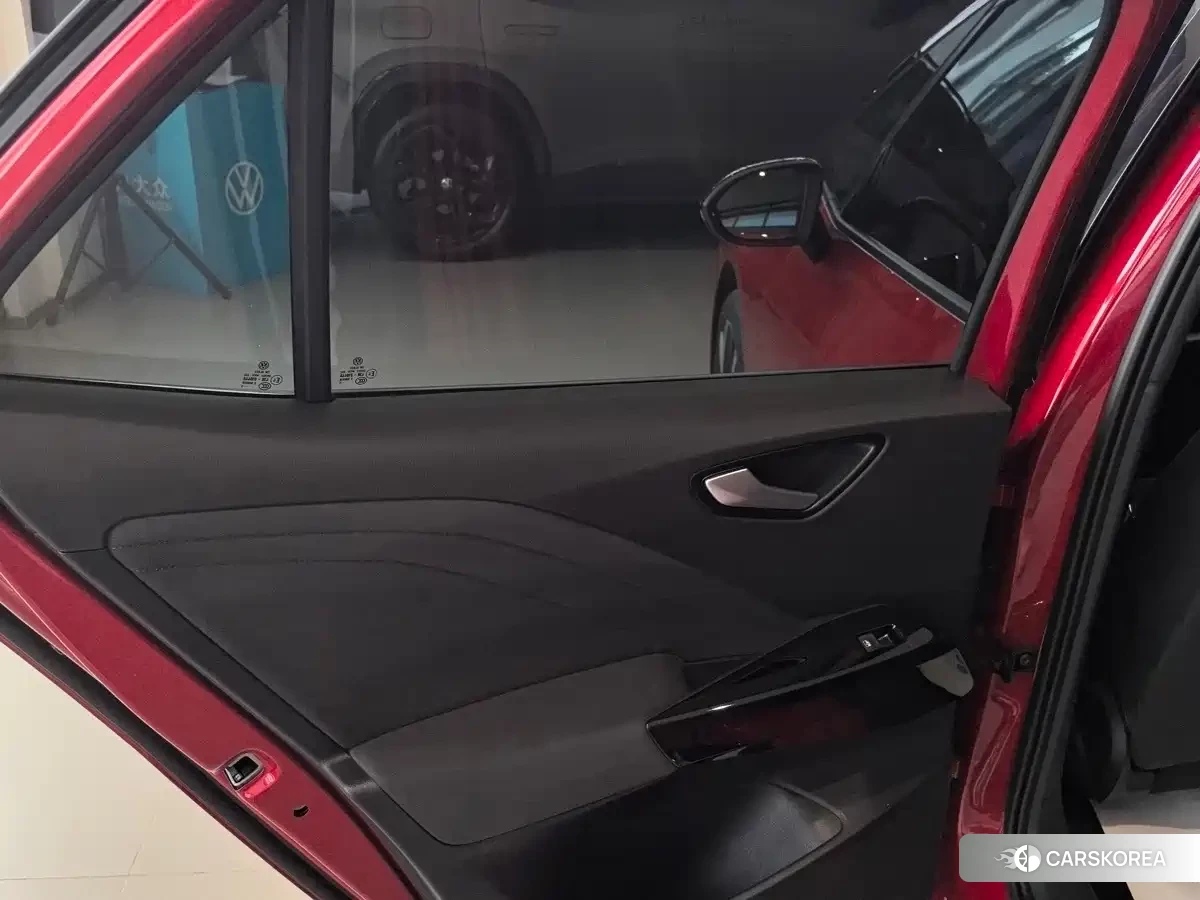 Volkswagen ID.3 2025 Red/purple из Китая, фото 3