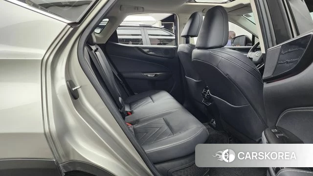 Lexus NX350h Second generation 2023 Серебристо-серый из Кореи, фото 3