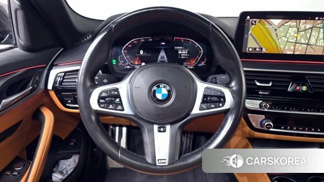 BMW 5 Series (G30) 2021 Черный из Кореи, фото 3