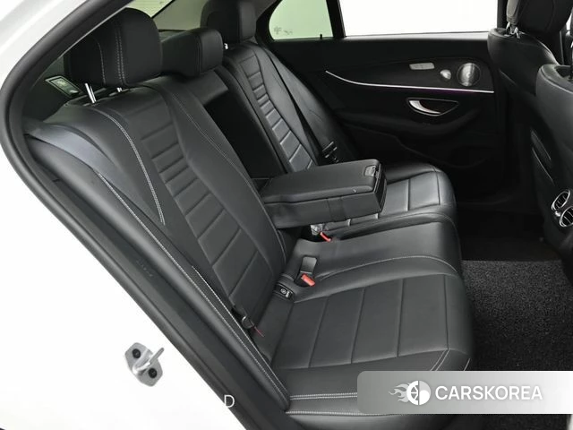 Mercedes-Benz E-Class W213 2020 Белый из Кореи, фото 3