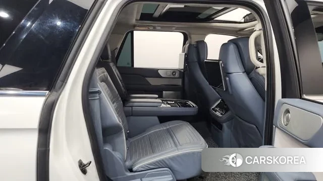 Lincoln Navigator 4th generation 2020 Белый из Кореи, фото 3