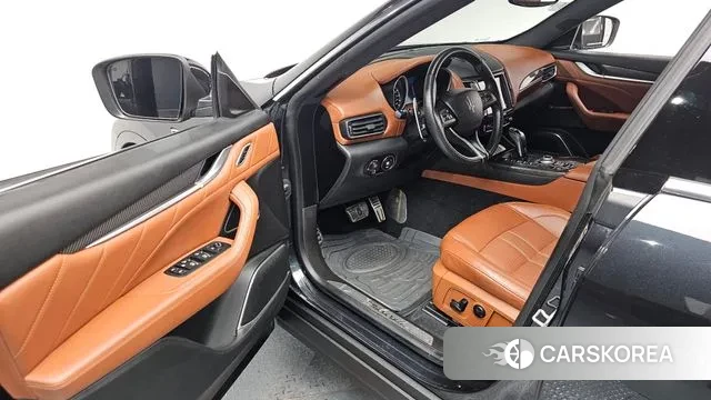 Maserati Levante 2019 Серый из Кореи, фото 3