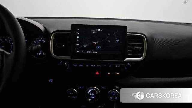 Hyundai Venue 2021 Белый из Кореи, фото 3