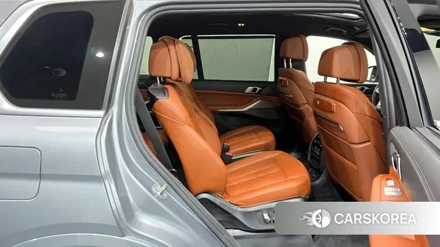 BMW X7 (G07) 2022 Серый из Кореи, фото 3