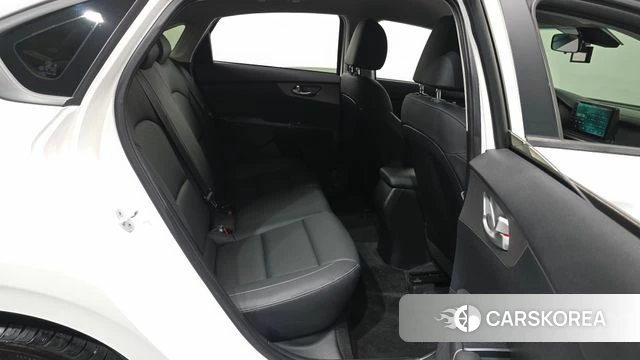 Kia Come New K3 2021 Белый из Кореи, фото 3