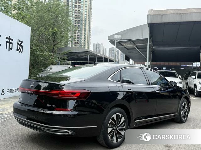 Volkswagen Passat 2023 Черный из Китая, фото 3