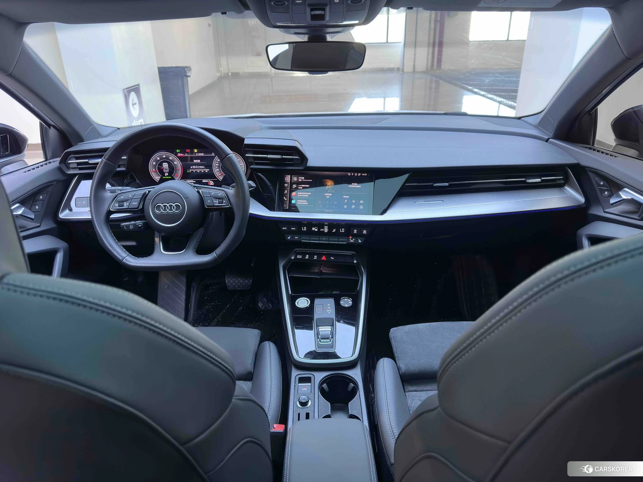 Audi A3 2023 Белый из Китая, фото 3