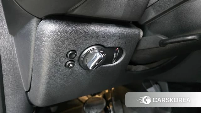 Mini Cooper 2023 Черный из Кореи, фото 3