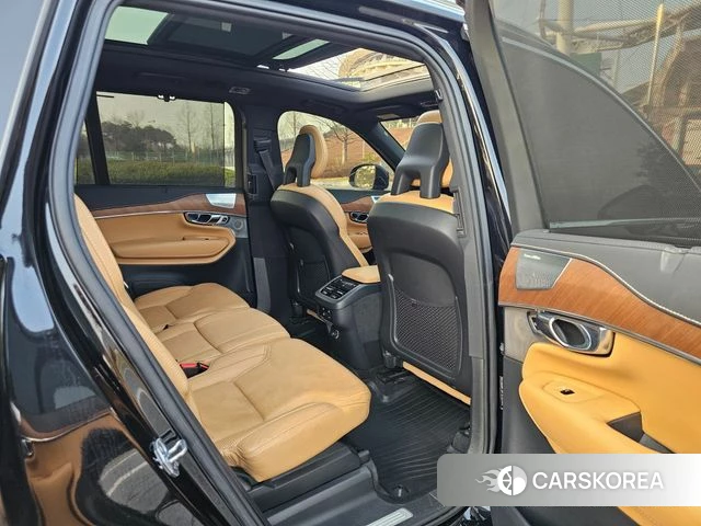 Volvo XC90 second Generation 2018 Черный из Кореи, фото 3