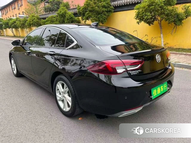 Buick Regal 2022 Черный из Китая, фото 3