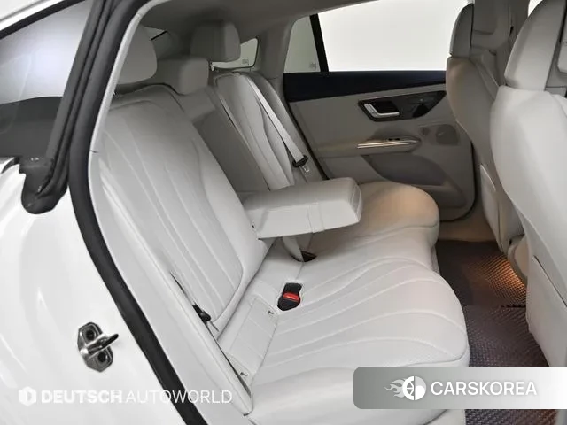 Mercedes-Benz EQE V295 2023 Белый из Кореи, фото 3