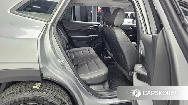 Chevrolet (GM Daewoo) Trax Crossover 2023 Серый из Кореи, фото 3