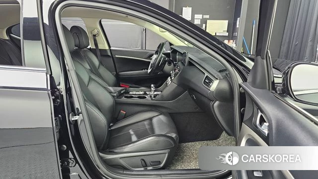 Genesis The New G70 2020 Черный из Кореи, фото 3