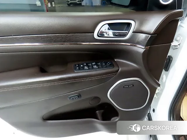 Jeep Grand Cherokee 2019 Белый из Кореи, фото 3