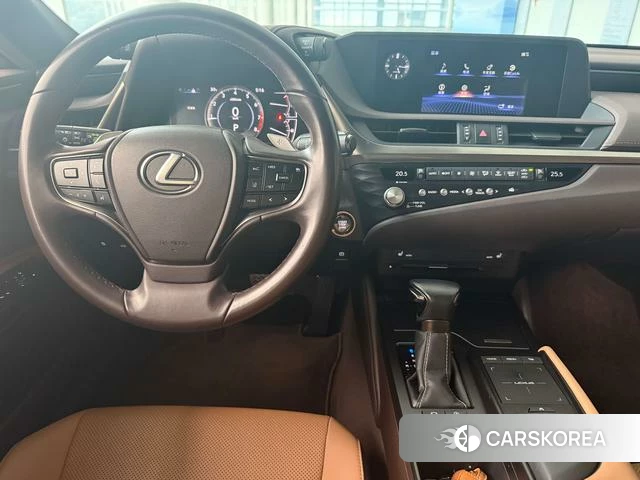 Lexus ES 2021 Серебристо-серый из Китая, фото 3