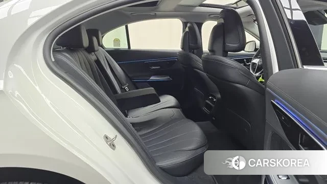 Mercedes-Benz E-Class W214 2024 Белый из Кореи, фото 3