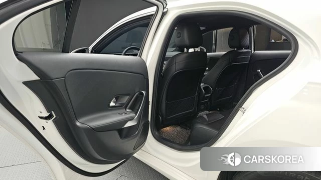 Mercedes-Benz A-Class W177 2021 Белый из Кореи, фото 3
