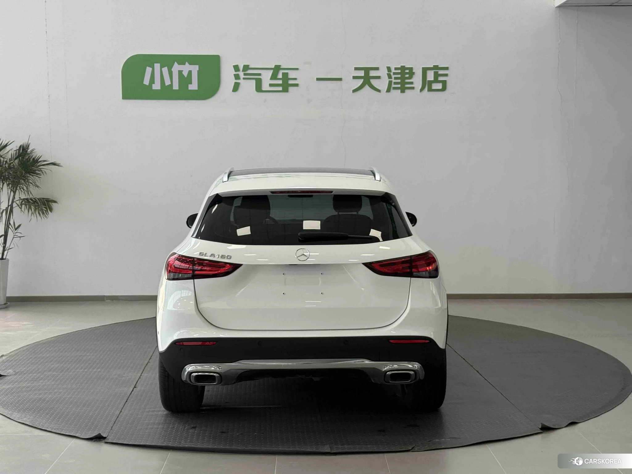 Mercedes-Benz GLA 2020 Белый из Китая, фото 3