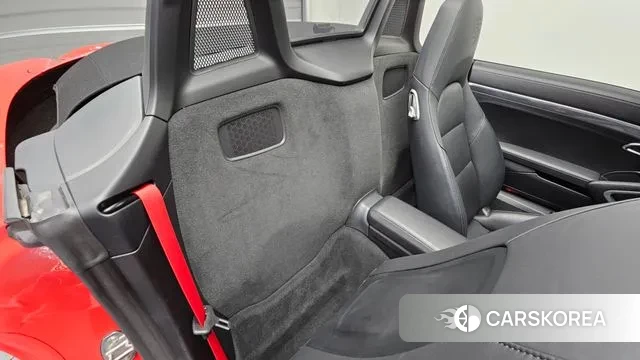 Porsche 718 Boxster 2024 Красный из Кореи, фото 3