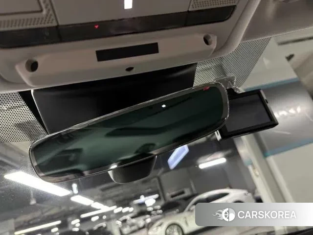 Land Rover Discovery 5 2018 Серый из Кореи, фото 3