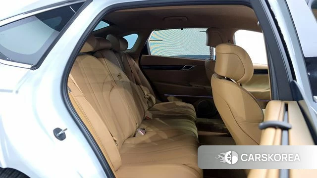 Genesis G80 (RG3) 2026 Белый из Кореи, фото 3