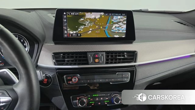 BMW X2 (F39) 2022 Небесно-голубой из Кореи, фото 3