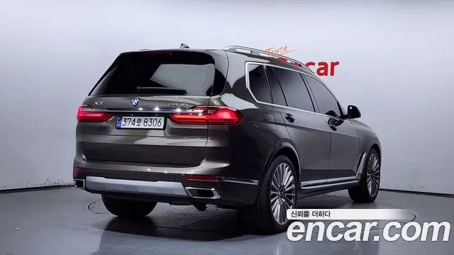 BMW X7 (G07) 2022 Песочный из Кореи, фото 3