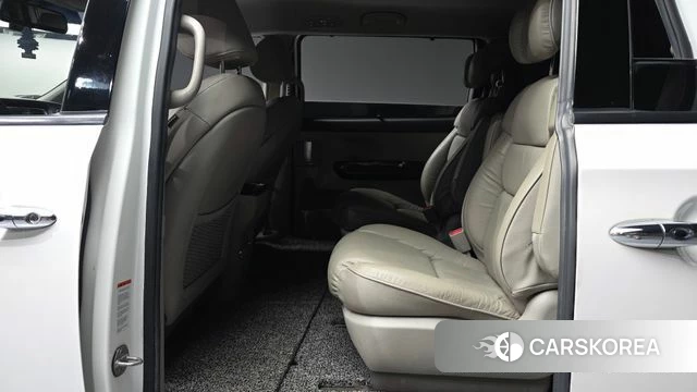 Kia The New Carnival 2019 Белый из Кореи, фото 3