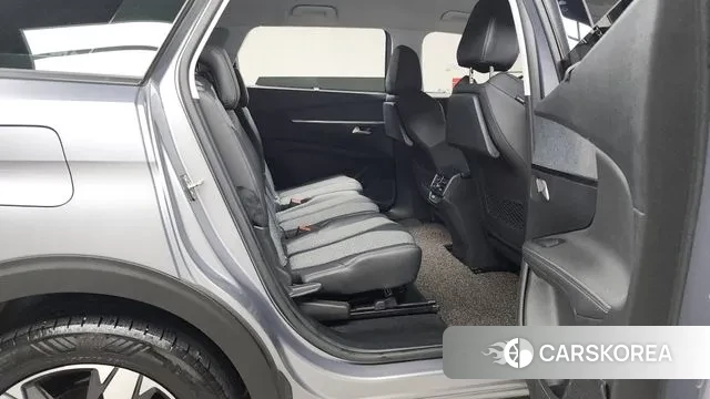 Peugeot 5008 second generation 2018 Серый из Кореи, фото 3