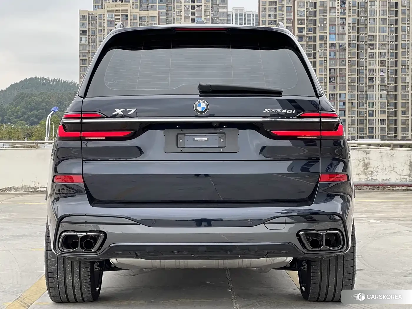 BMW X7 2023 Черный из Китая, фото 4
