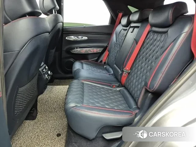 Genesis GV70 2021 Серебристо-серый из Кореи, фото 3