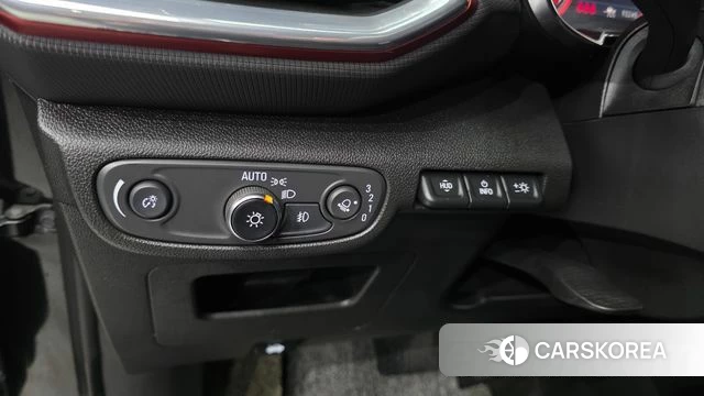 Chevrolet (GM Daewoo) Trailblazer 2021 Черный из Кореи, фото 3