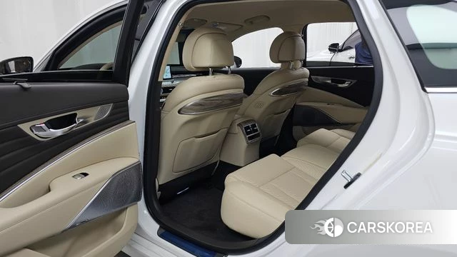 Kia The New K9 2nd generation 2025 Белый из Кореи, фото 3