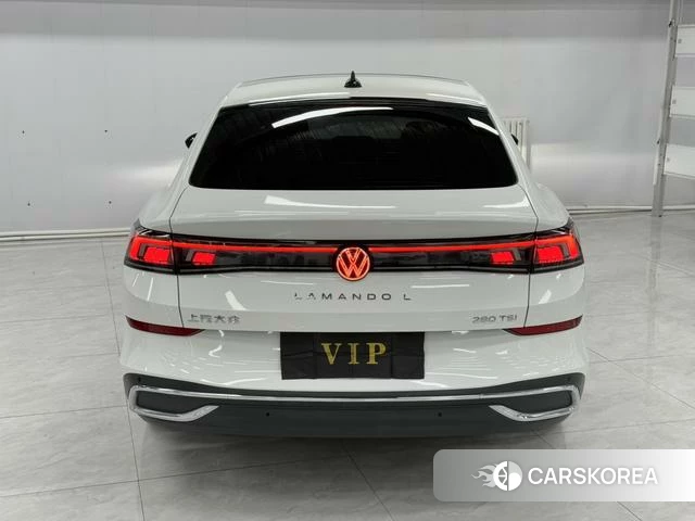 Volkswagen Lingdu 2022 Белый из Китая, фото 3