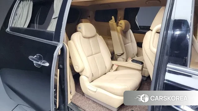 Kia The New Carnival 2018 Черный из Кореи, фото 3